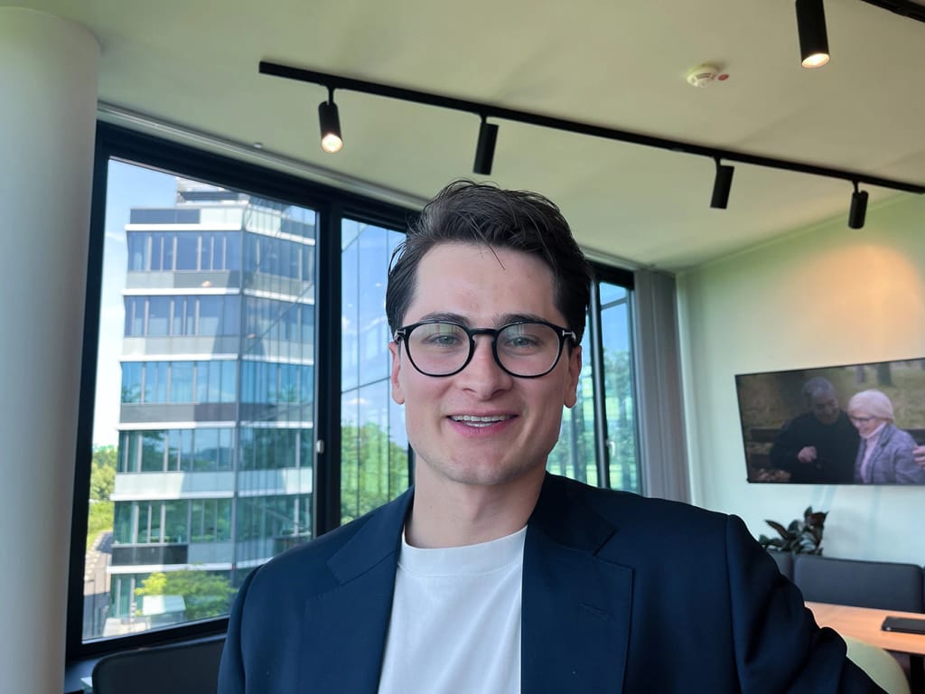 Samuel Grotz — Gerente Sênior de Estratégia Corporativa