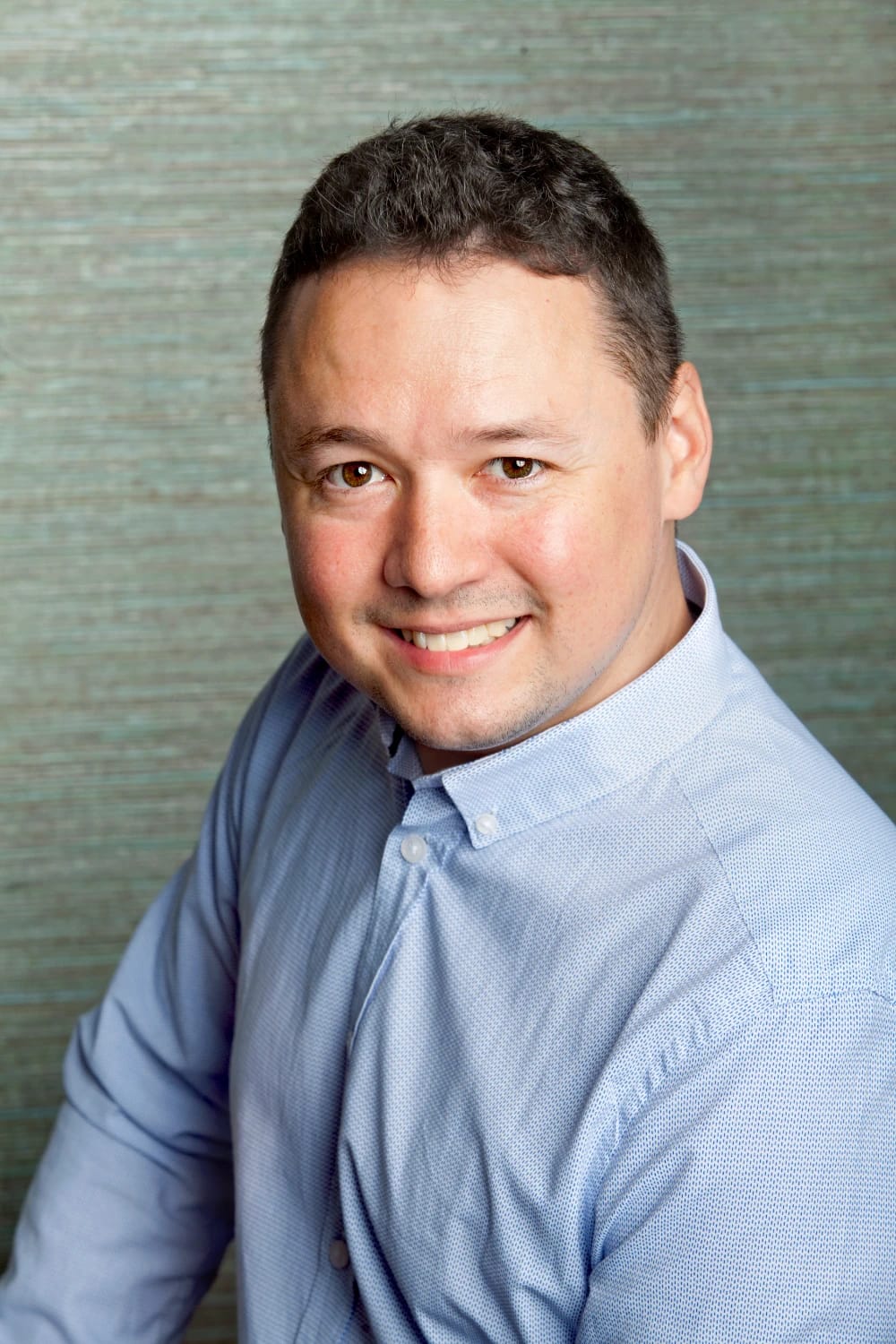Zoltán Tokos — Especialista em Soluções de Recrutamento